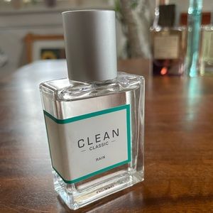 Clean Classic Rain Fragrance